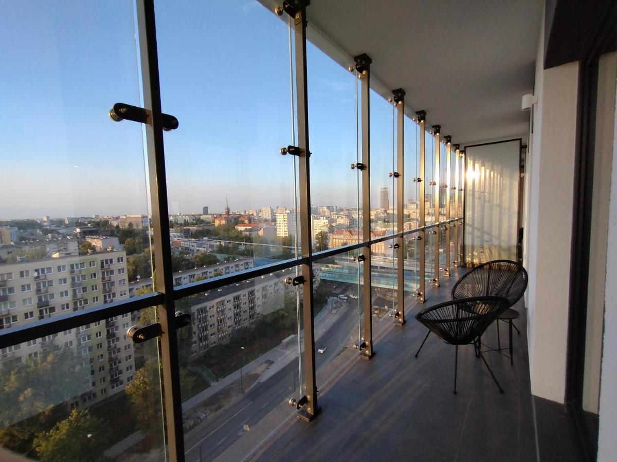 ורשה Wola Tower Deluxe Separate Bedroom With Free Garage - By Perfect Apart מראה חיצוני תמונה