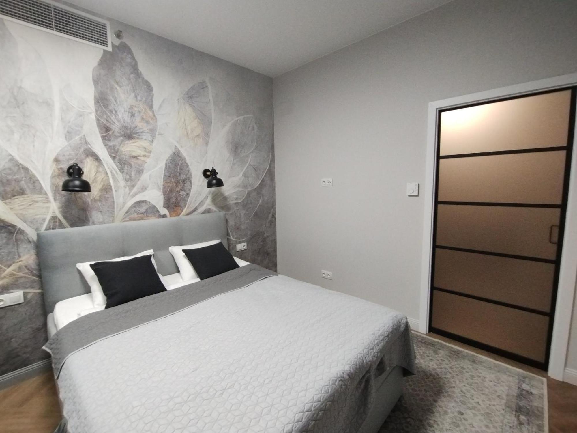 ורשה Wola Tower Deluxe Separate Bedroom With Free Garage - By Perfect Apart מראה חיצוני תמונה