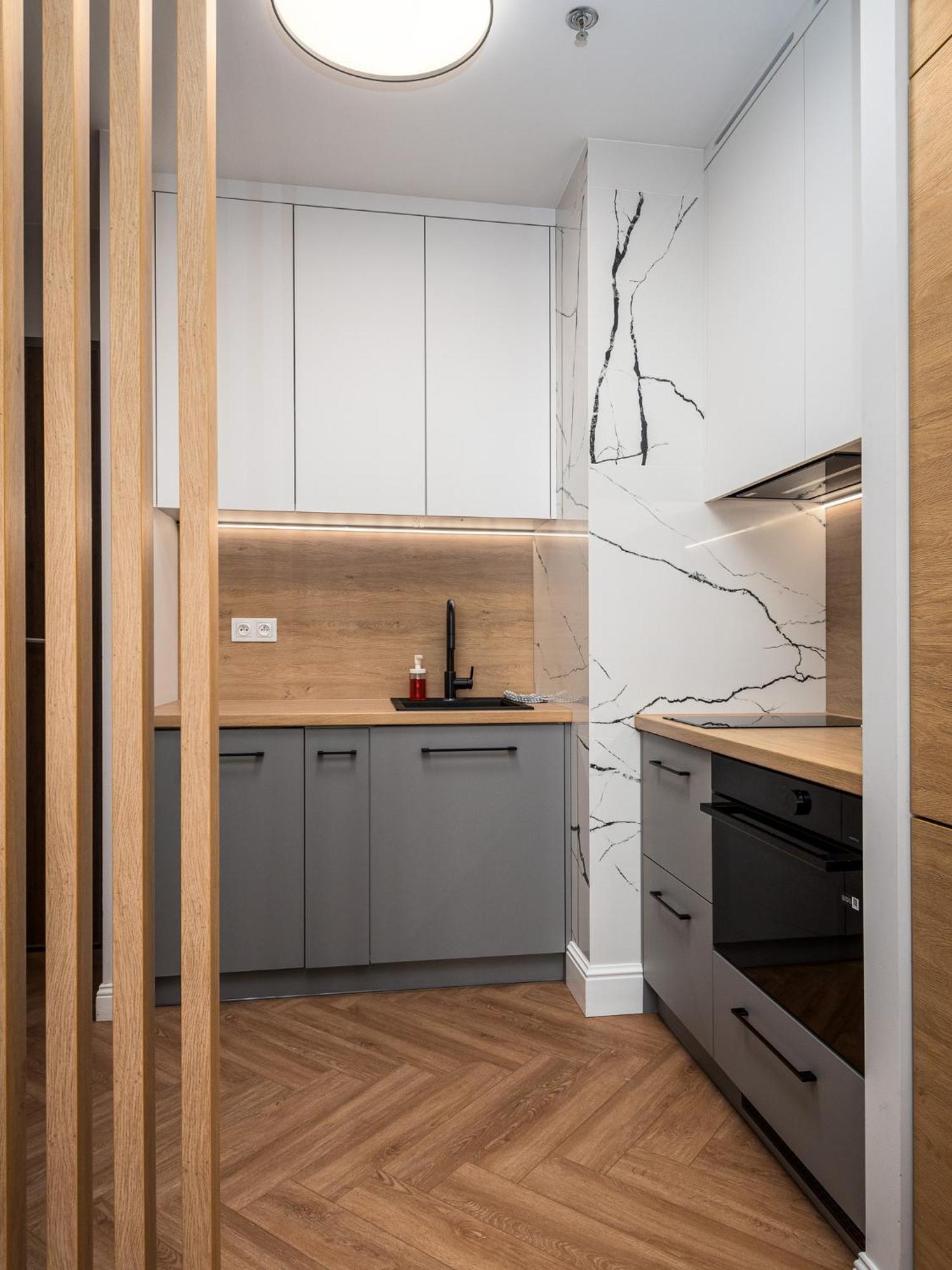ורשה Wola Tower Deluxe Separate Bedroom With Free Garage - By Perfect Apart מראה חיצוני תמונה