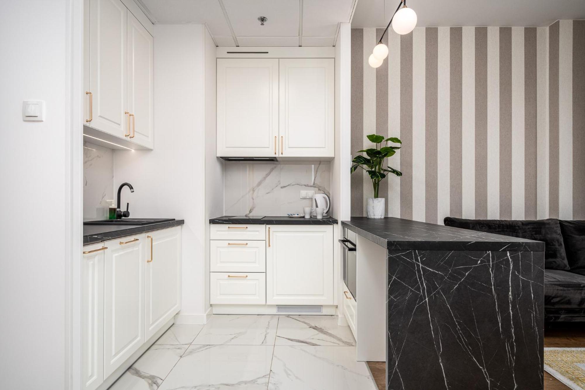 ורשה Wola Tower Deluxe Separate Bedroom With Free Garage - By Perfect Apart מראה חיצוני תמונה