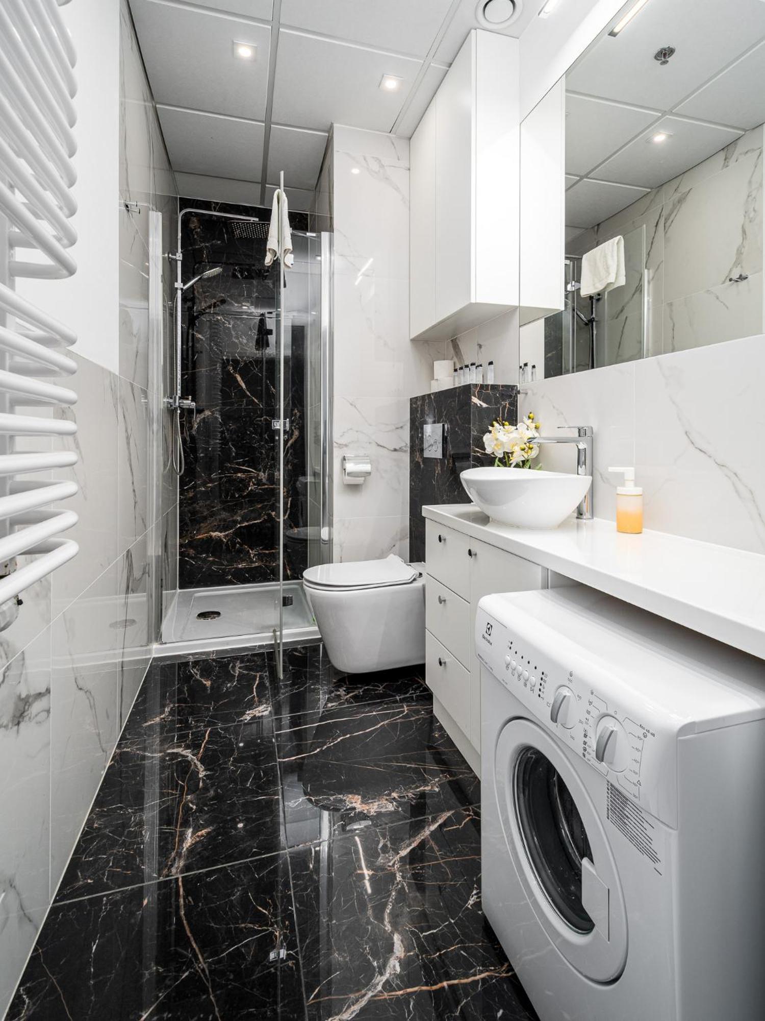 ורשה Wola Tower Deluxe Separate Bedroom With Free Garage - By Perfect Apart מראה חיצוני תמונה